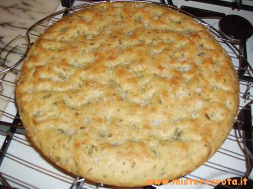 Focaccia ligure alla salvia